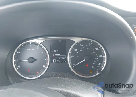 2022 Nissan Kicks S Xtronic Cvt z USA, uszkodzony, nr VIN 3N1CP5BV5NL482590